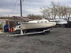 1984 Wellcraft Starwind 22 Mark III