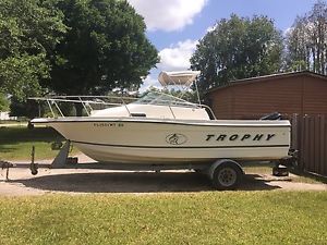 2001 Bayliner 2002 FF walkaround
