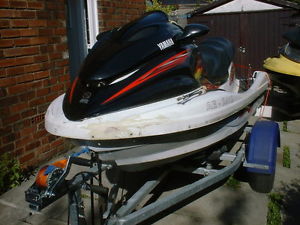 2003 YAMAHA XLT1200 WAVERUNNER JETSKI,BREAKING,NO ENGINE,GOOD SEATS/PLASTICS ETC