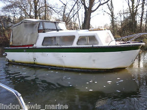 24' Cabin Cruiser PROJECT Dawncraft