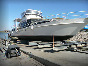 BOAT 65 FT FLYBRIDGE CRUISE