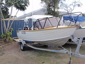 Savage 4.7m open aluminium runabout fishing boat.
