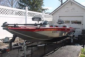 2012 Bass Tracker