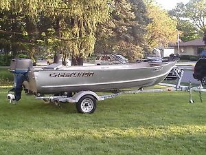 2002 Crestliner X-160-20