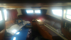 Houseboat conversion - amazing project - live aboard/liveaboard boat