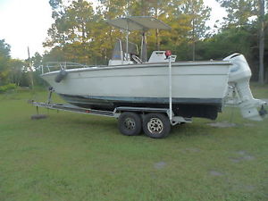 1982 Robalo 23