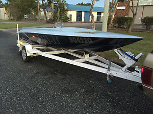 4.8m wooden speedboat motor and trailer unfinished project