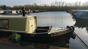70ft Canal narrow boat with Residential mooring/Garden/Sheds.