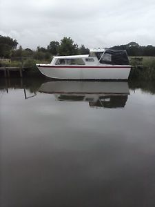 Dawncraft 22ft Cabin Cruiser. Canal/River. Project. Price reduced for quick sale