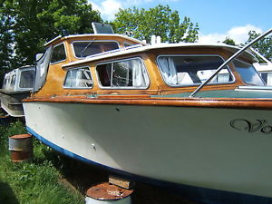 CLASSIC CABIN CRUISER PRICE REDUCED!