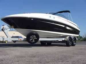 2011 Sea Ray 240