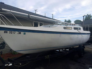 1979 MacGregor Venture 25