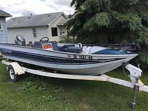 1986 Crestliner