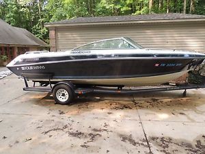 Four Winns Boat  -  200 Horizon