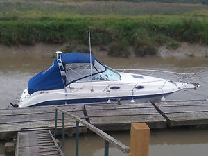 Sea Ray 250 Sundancer (available)