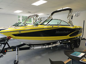 2015 MasterCraft X10