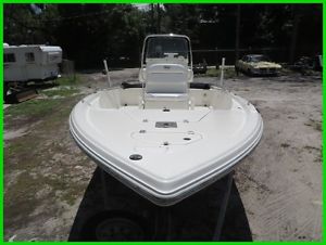 2013 KEY WEST 186 BAY REEF W/ 140 HP SUZUKI 4 STROKE & TRAILER