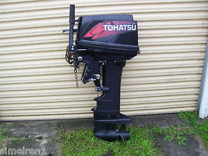 TOMATSU 30HP MOTOR,,,,,TWO STROKE,ELECTRIC/PULL START....VGC