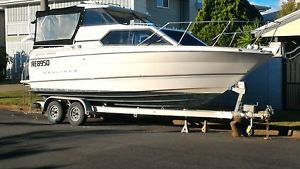 1997 Bayliner 2452 Cruiser with trailer