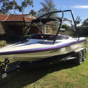 Camero Ski Boat