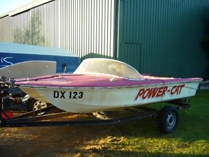 Power Cat, Catamaran, Twin Hull, Vintage boat, Classic boat