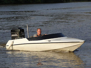 16' RING STYLE SPEEDBOAT WITH 100HP MERCURY JUST SERVICED