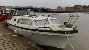 Project 31 boat.  Twin Volvo penta diesel