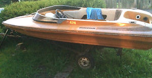 Shakespeare Speed boat ( Project) with useable Trailer