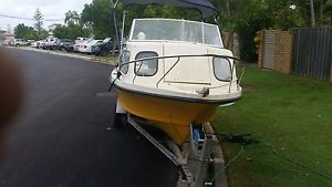 15ft Mustang fibreglass half cabin