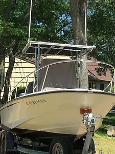 1993 Boston Whaler Outrage
