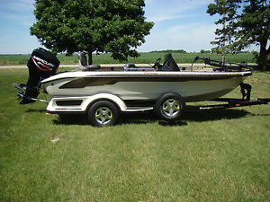 2001 RANGER 617 VS  Fisherman