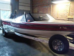 1994 Mastercraft Barefoot 200
