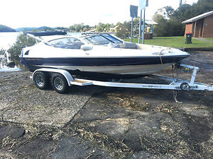 20ft Regal Bowrider,8 seat,135hp Volvo Penta Motor + Sterndrive,12 Month Waranty