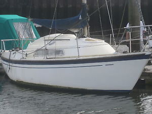 Hurley 24 four berth cruiser