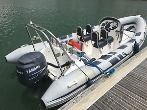 RIB RIBEYE 600 YAMAHA 100 4STROKE ON ROLLER TRAILER
