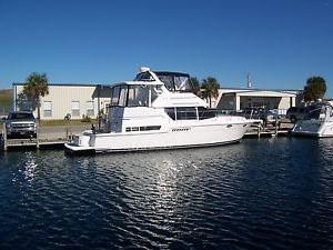 1998 41' Carver Cockpit Motor Yacht
