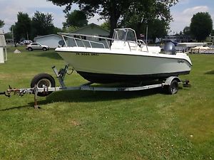 2005 Edgewater 170 CC