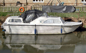 Lady Margaret – 20’ Norman center cockpit River Cruiser