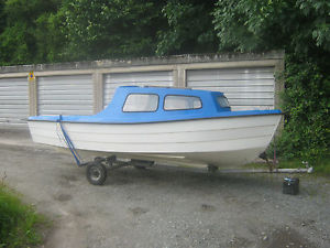 16FT MAYLAND FISHING BOAT ON A GALVANISED ROAD TRAILER