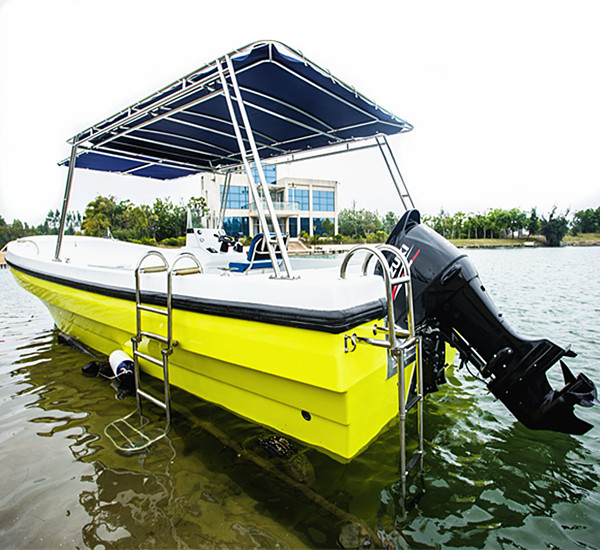 CE Certification Outboard Engine Type Fiberglass Boats for Fishing