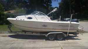 2002 Aquasport 215 Explorer image 1