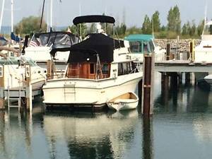 1984 Carver Boats Santa Cruz