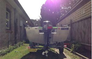 4.2m Stacer 420 Seahorse 40hp Yamaha Boat