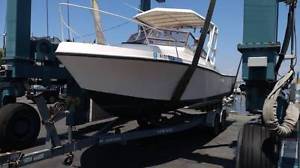 1987 Mako 258