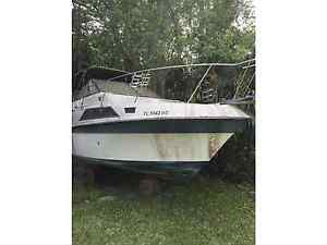 1987 Carver Boats