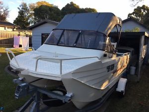 2003 LIKE NEW FISHING BOAT