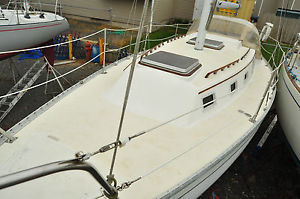 NO RESERVE- THE ROLLS ROYCE OF EASILY HANDLED OCEAN CRUISERS Perfect for Couple