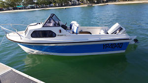 14FT HALF CAB + 70HP JOHNSON + TILT TRAILER-FAMILY/SKI/FISHING BOAT GC REGO