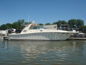 1997 Sea Ray 370 Express