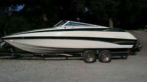 2000 Crownline 230 CR
